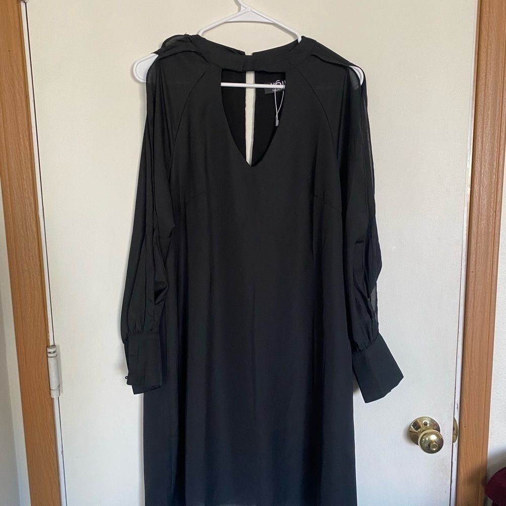 Nwt yoins ladies black dress long sleeve with cut outs and slit sleeves